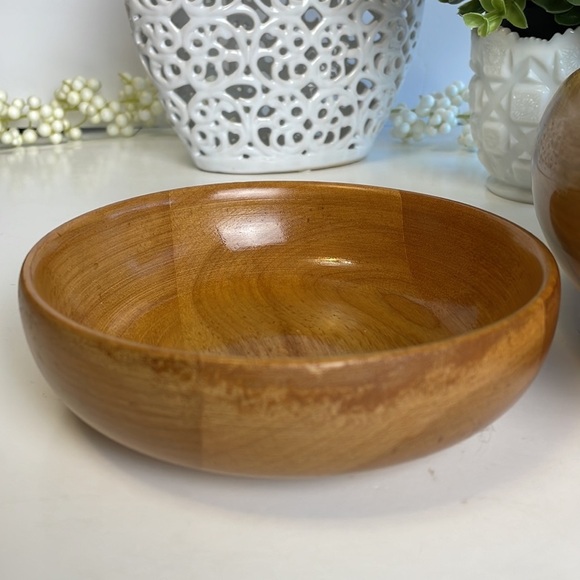 Wooden Salad Set Large Bowl with 4 Smaller Bowl Light Natural Colour - Picture 9 of 14